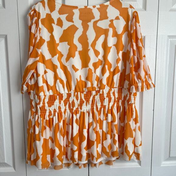 Ava & Viv New Orange and White Geometric Blouse Sz 1X - Picture 2 of 4